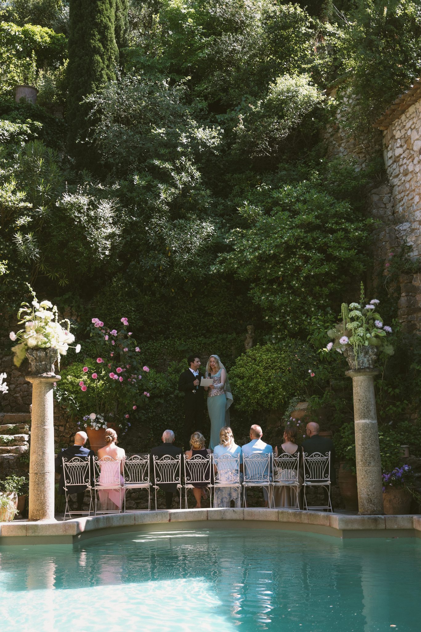 destination wedding planner in Provence empreinte ephemere ceremony chateau France