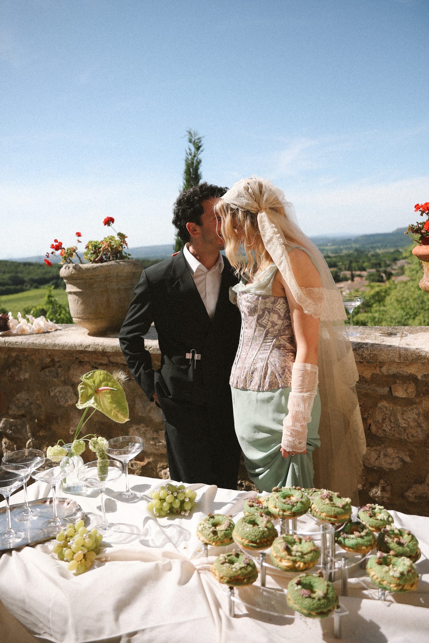 destination wedding planner in Provence empreinte ephemere cake