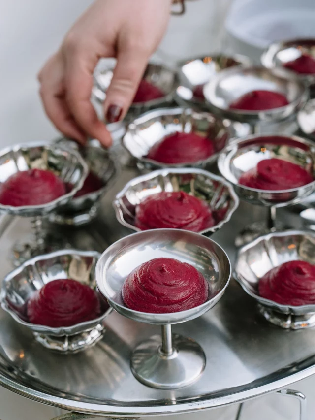 | Catering |Food is rarely highlighted in wedding posts…
We mostly see the décor, the outfits, and the emotions.
Yet, catering makes up on average 30 to 50% of a wedding budget and remains one of the most memorable experiences for guests.Did you know ?Planning & Design @empreinteephemere
Catering @magievial x @grrd.clement
Photographer @brice_lau_weddings
Videographer @viewfilms.w
Venue @lemoulindevaucroze
Stationnery @crea.papilio
Bartender @lucapero_cocktailss_#provencewedding
#destinationwedding
#weddingplannerprovence
#provenceweddingplanner
#provencestyle